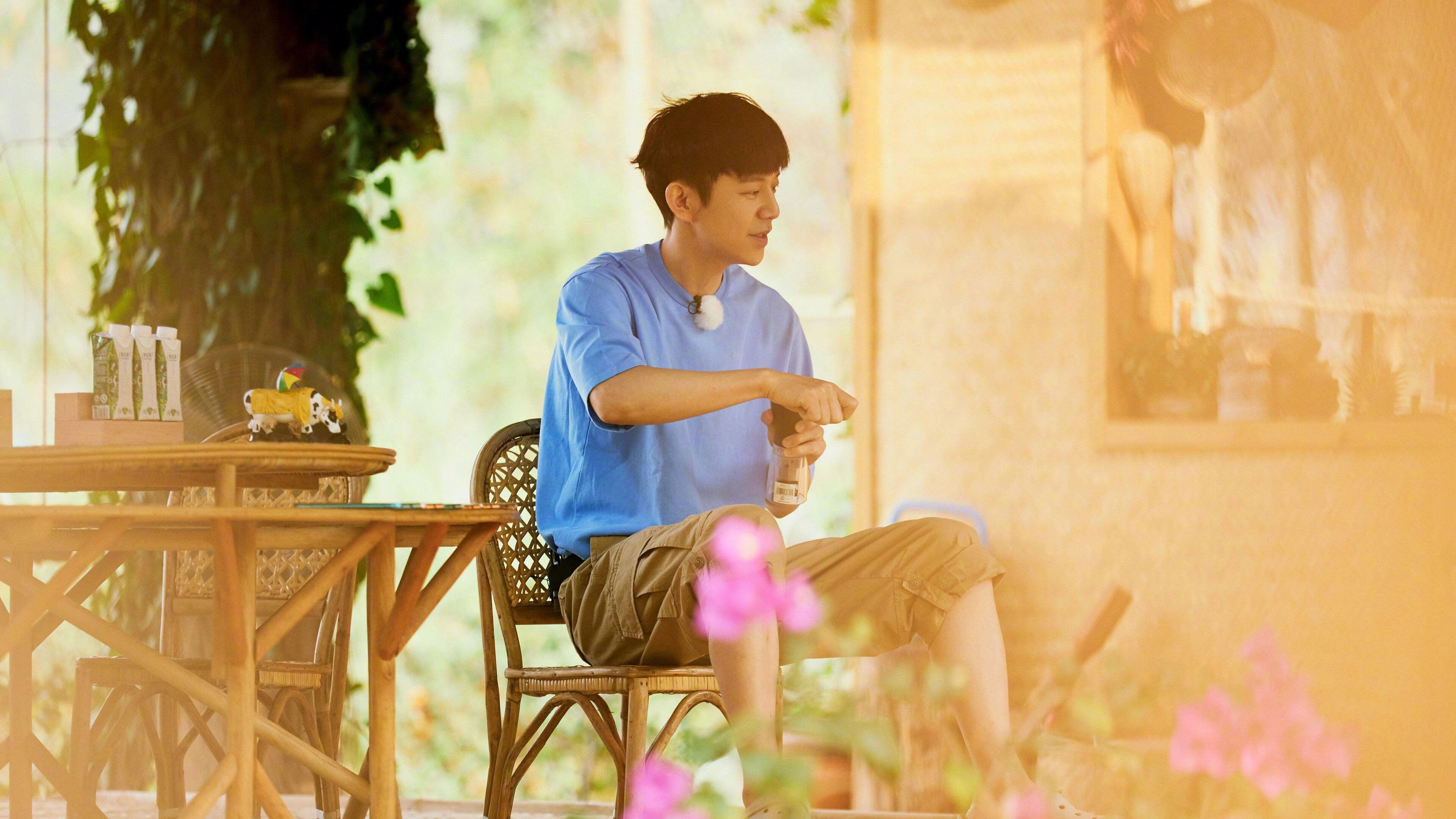 亚洲杯赛场上悬念重重，球迷关注热度不减，亚洲杯的比赛