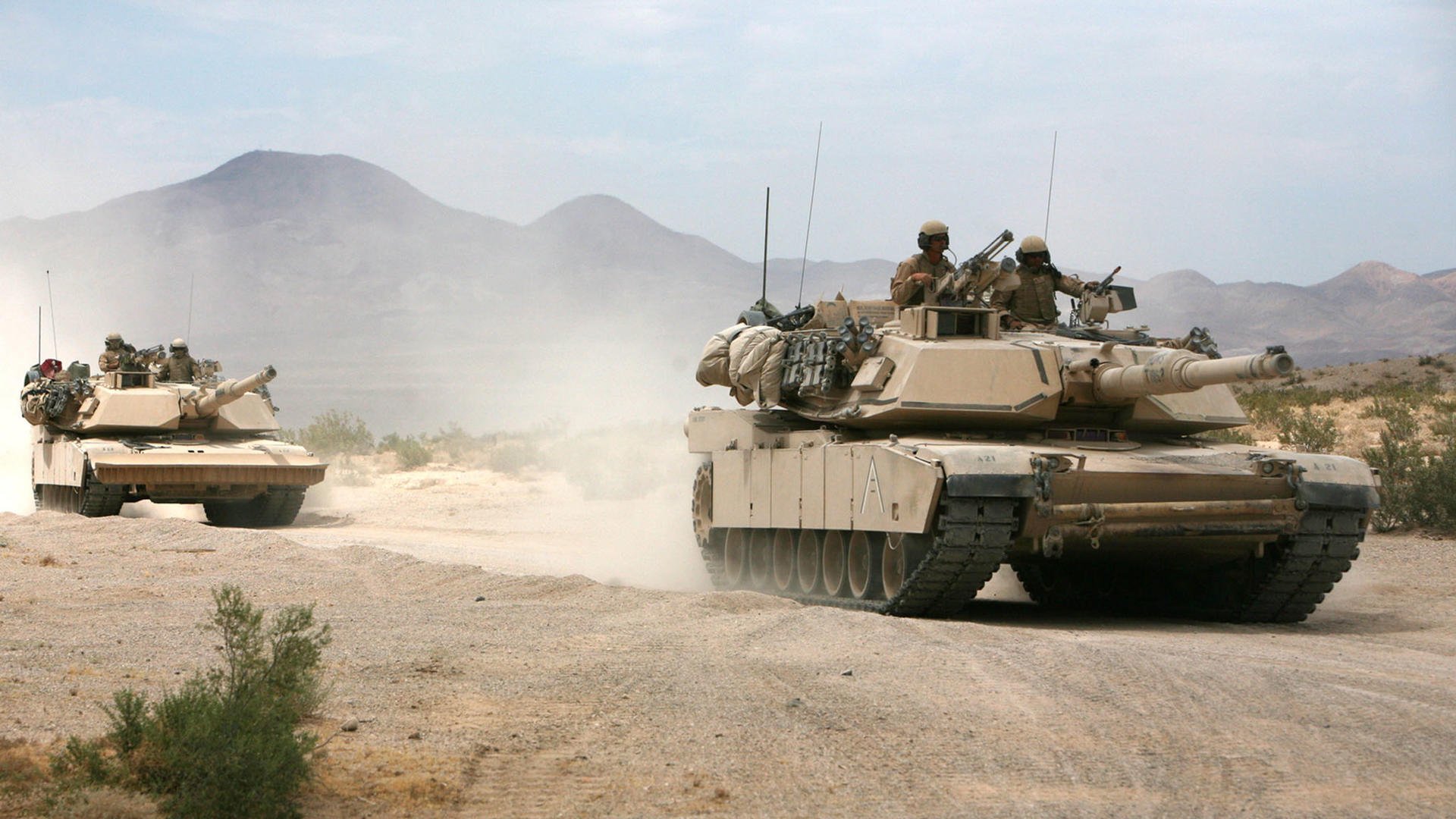 爱游戏体育平台-国内足球联赛冲刺阶段，各队拼尽全力夺冠，各个足球联赛