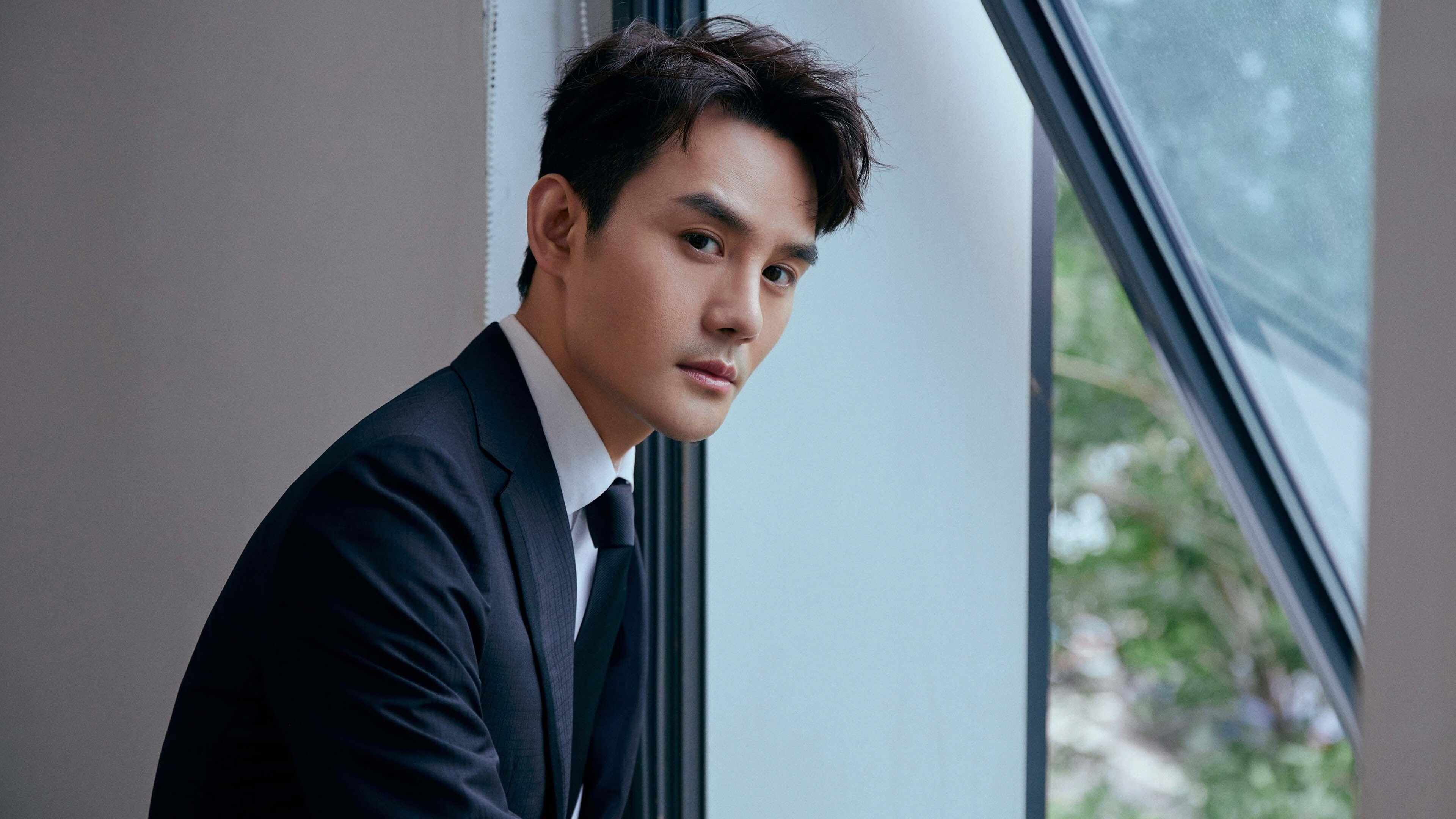 AYX体育-瓦伦西亚后防金刚不破，对手试图发动射门，瓦伦西亚视频