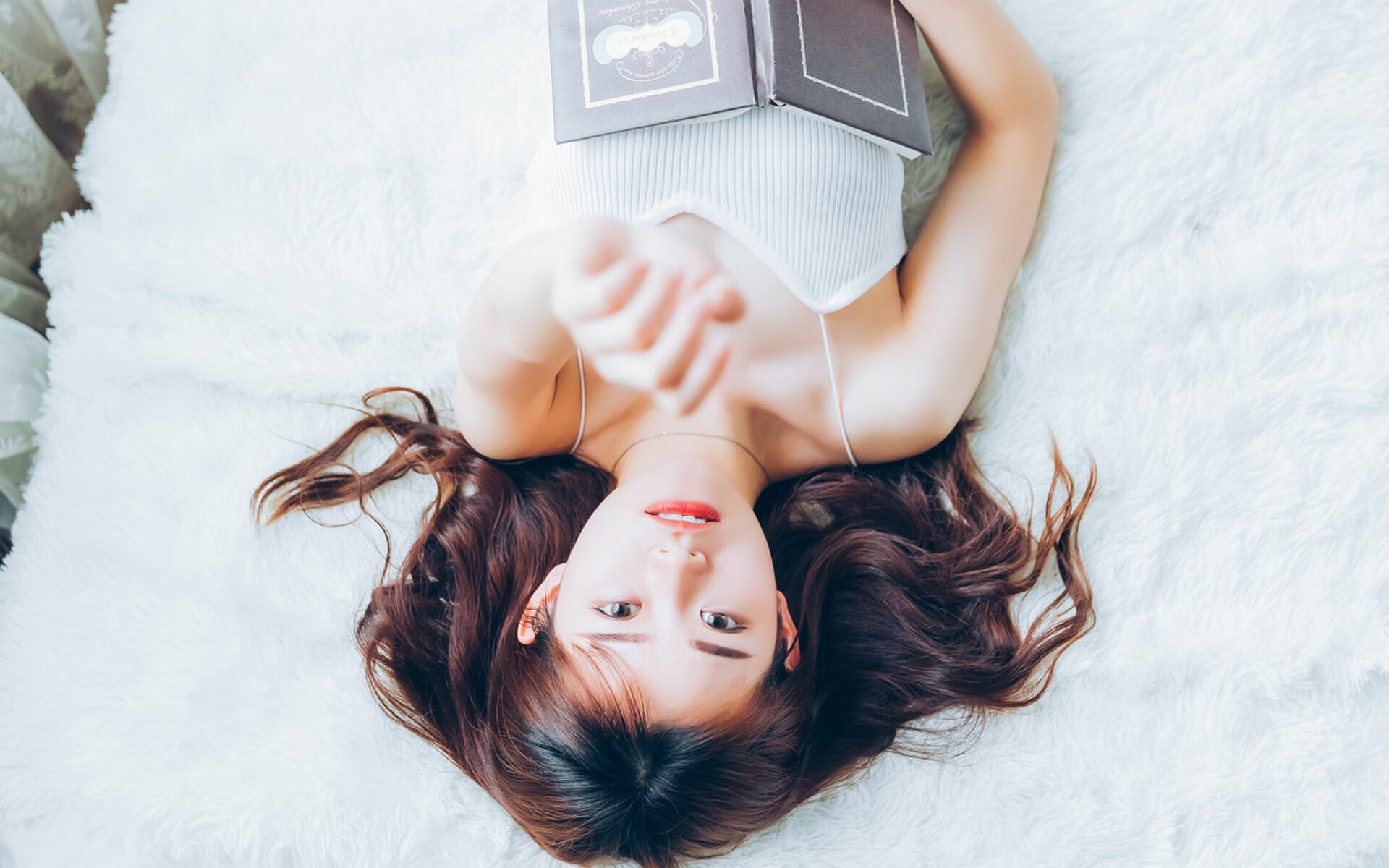 爱游戏 电竞-瑞士男足在巴黎奥运会上表现出色，晋级四强，瑞士男足门将